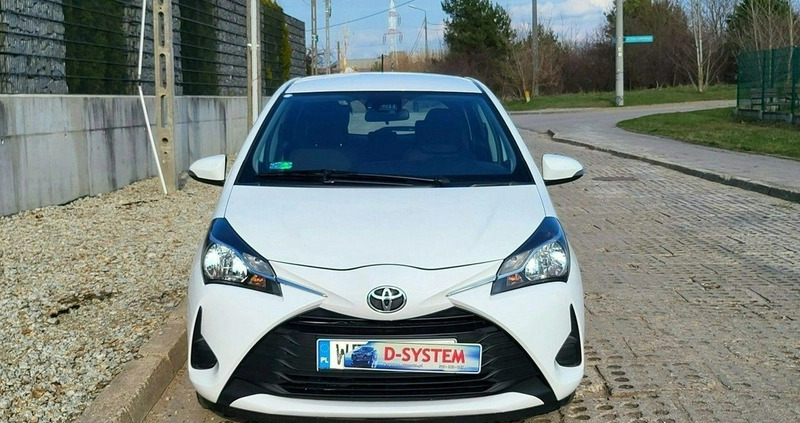 Toyota Yaris cena 32520 przebieg: 164000, rok produkcji 2018 z Radków małe 379